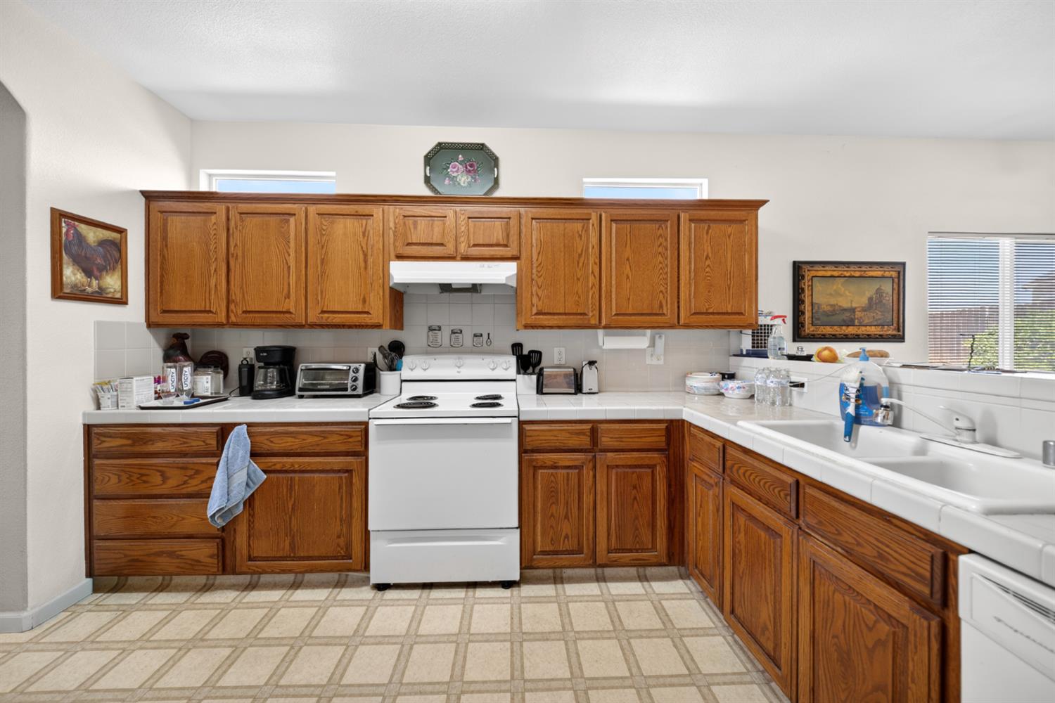 5622 N Ensanada Ave, Fresno, CA 93723