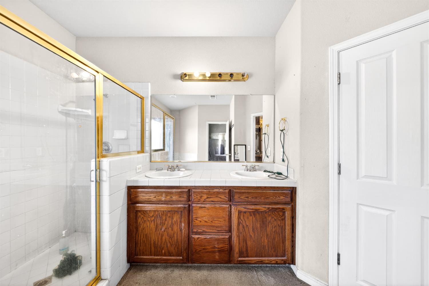 5622 N Ensanada Ave, Fresno, CA 93723