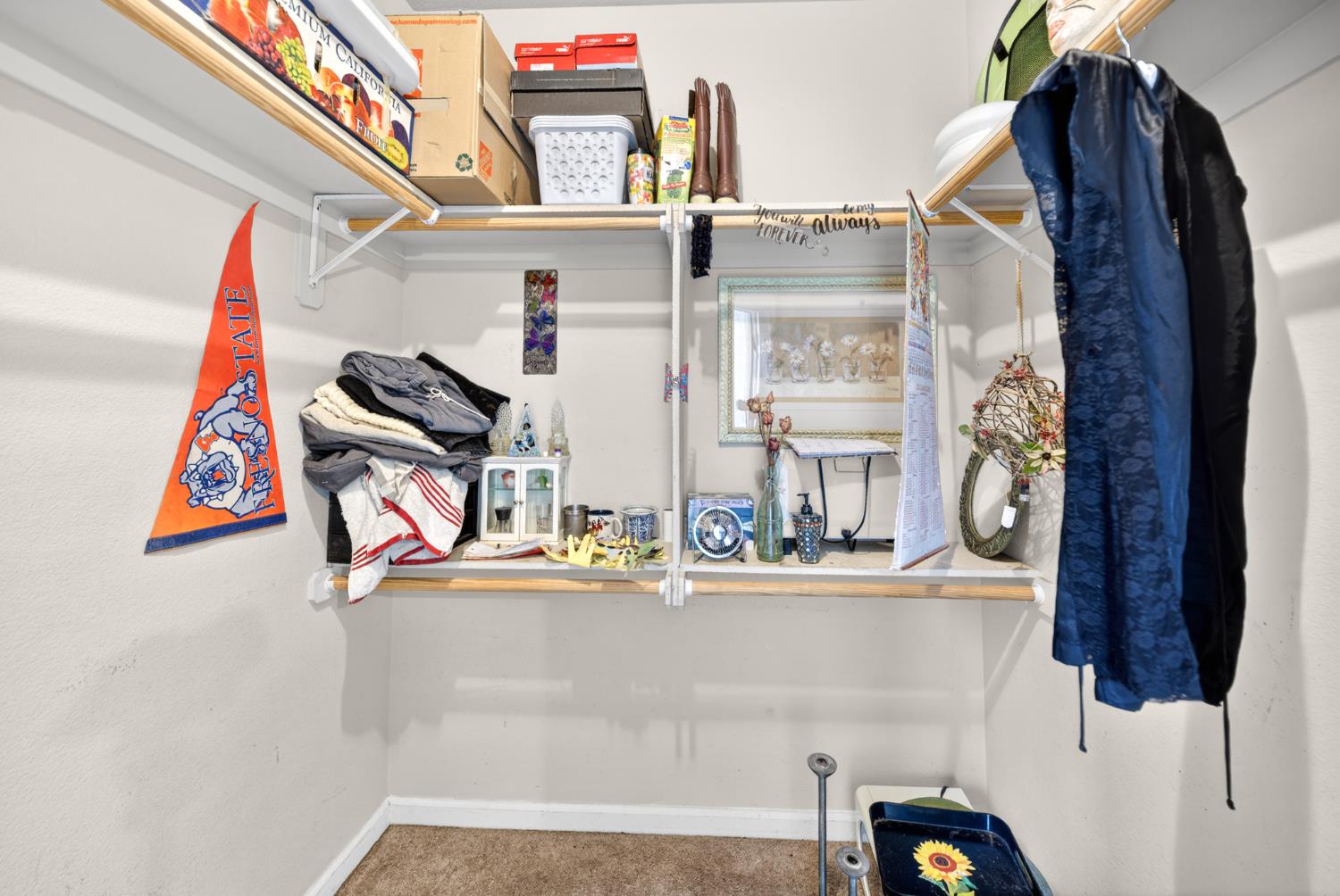 5622 N Ensanada Ave, Fresno, CA 93723