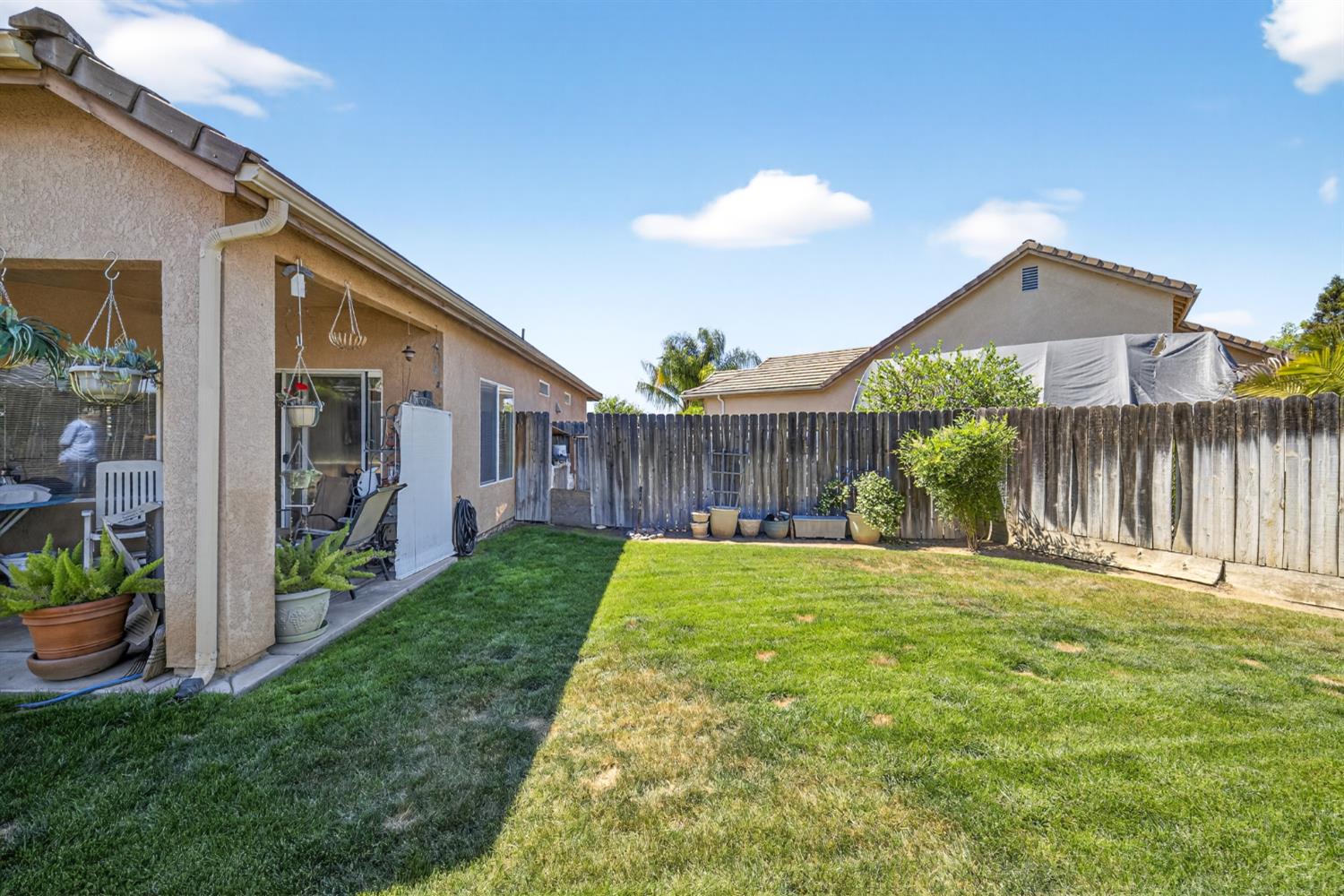 5622 N Ensanada Ave, Fresno, CA 93723