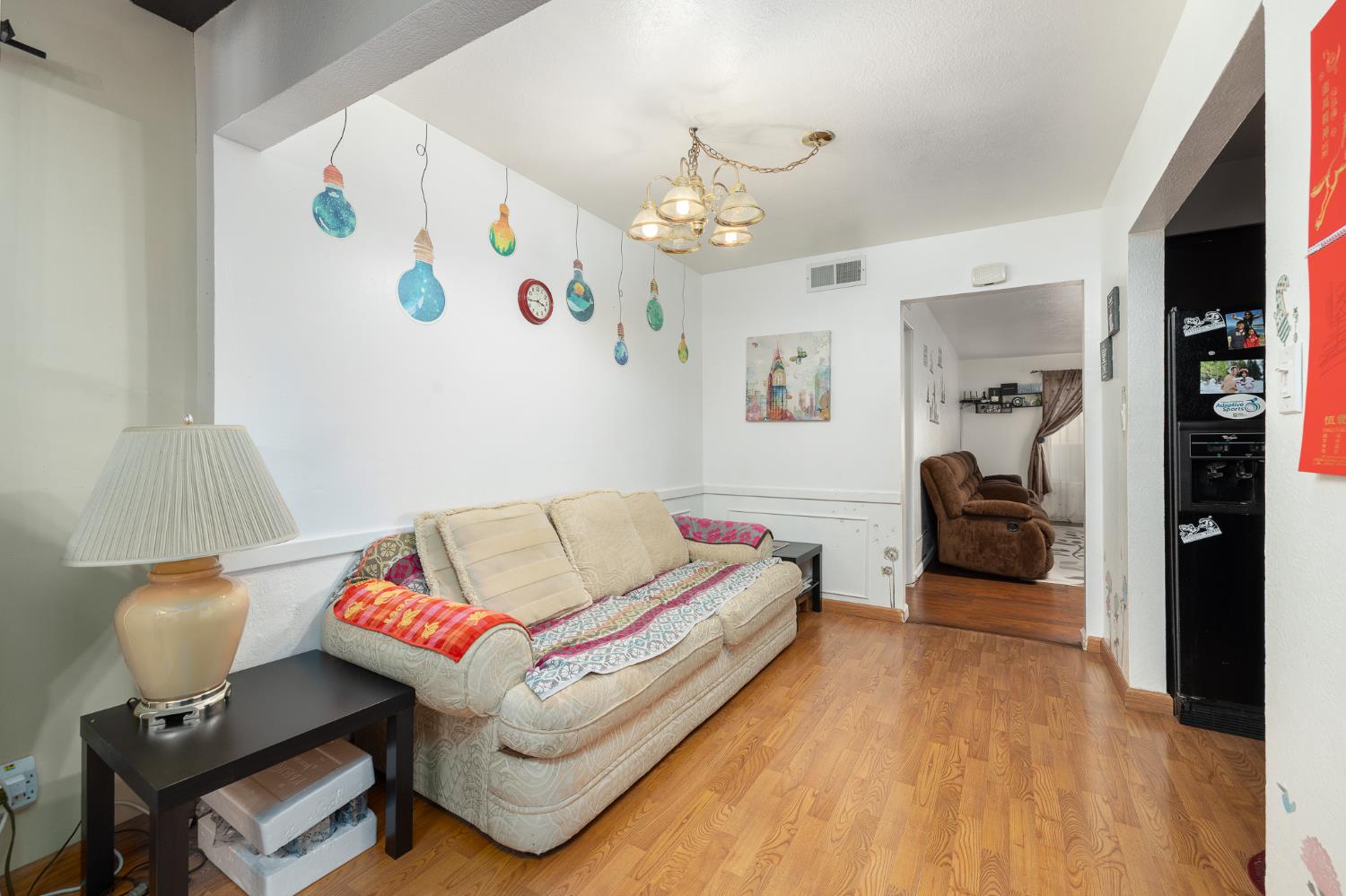 4683 N Angus St, Fresno, CA 93726