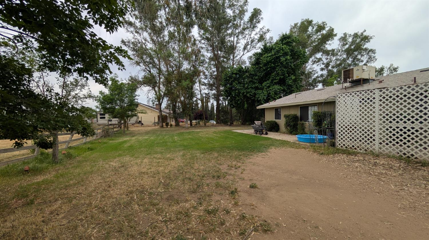 16627 Ida Rd, Madera, CA 93636