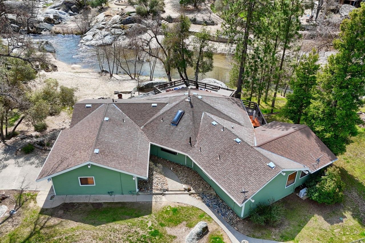 40957 Shandee Ln, Ahwahnee, CA 93601