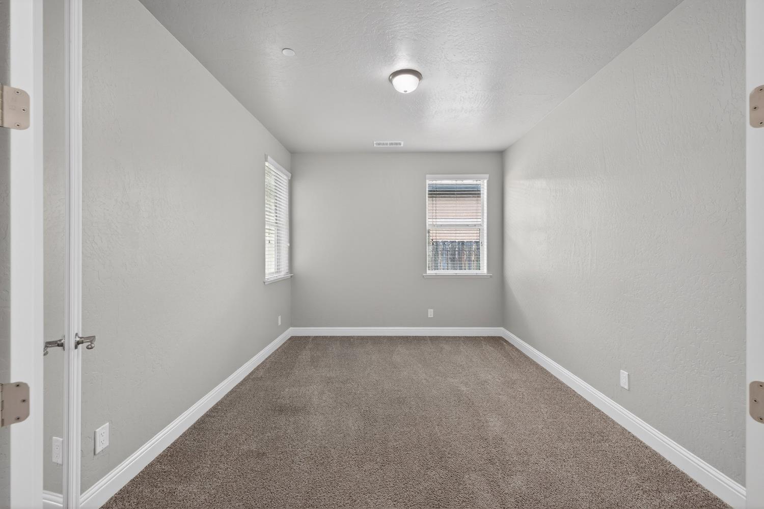 2446 S Claremont, Fresno, CA 93727