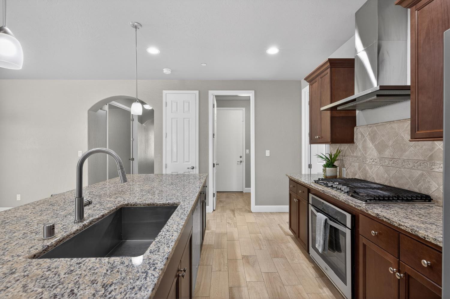 2446 S Claremont, Fresno, CA 93727