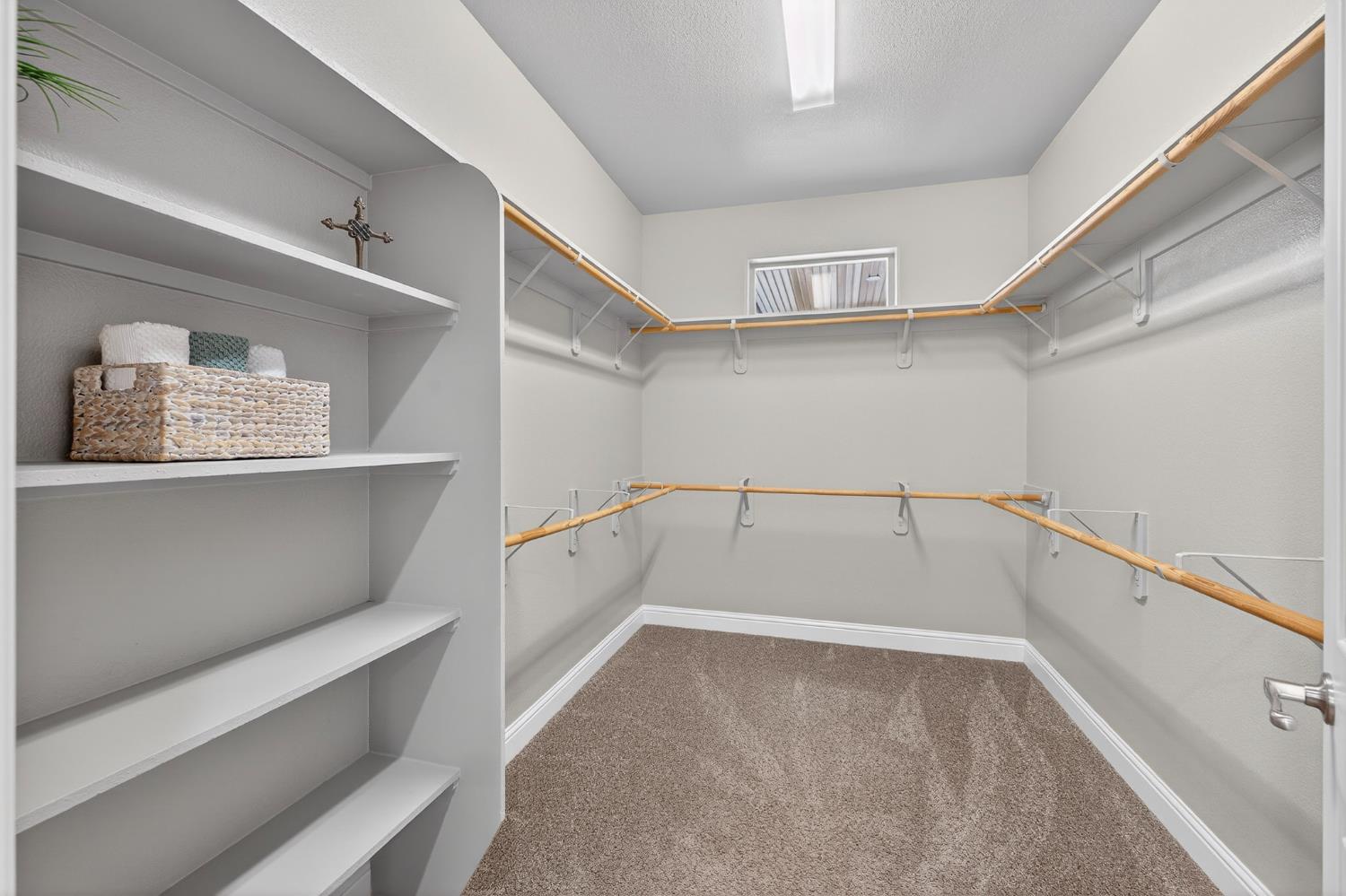 2446 S Claremont, Fresno, CA 93727