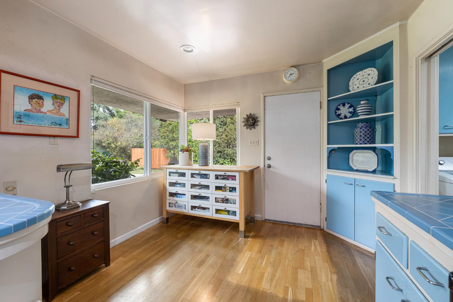 324 E Hampton Way, Fresno, CA 93704