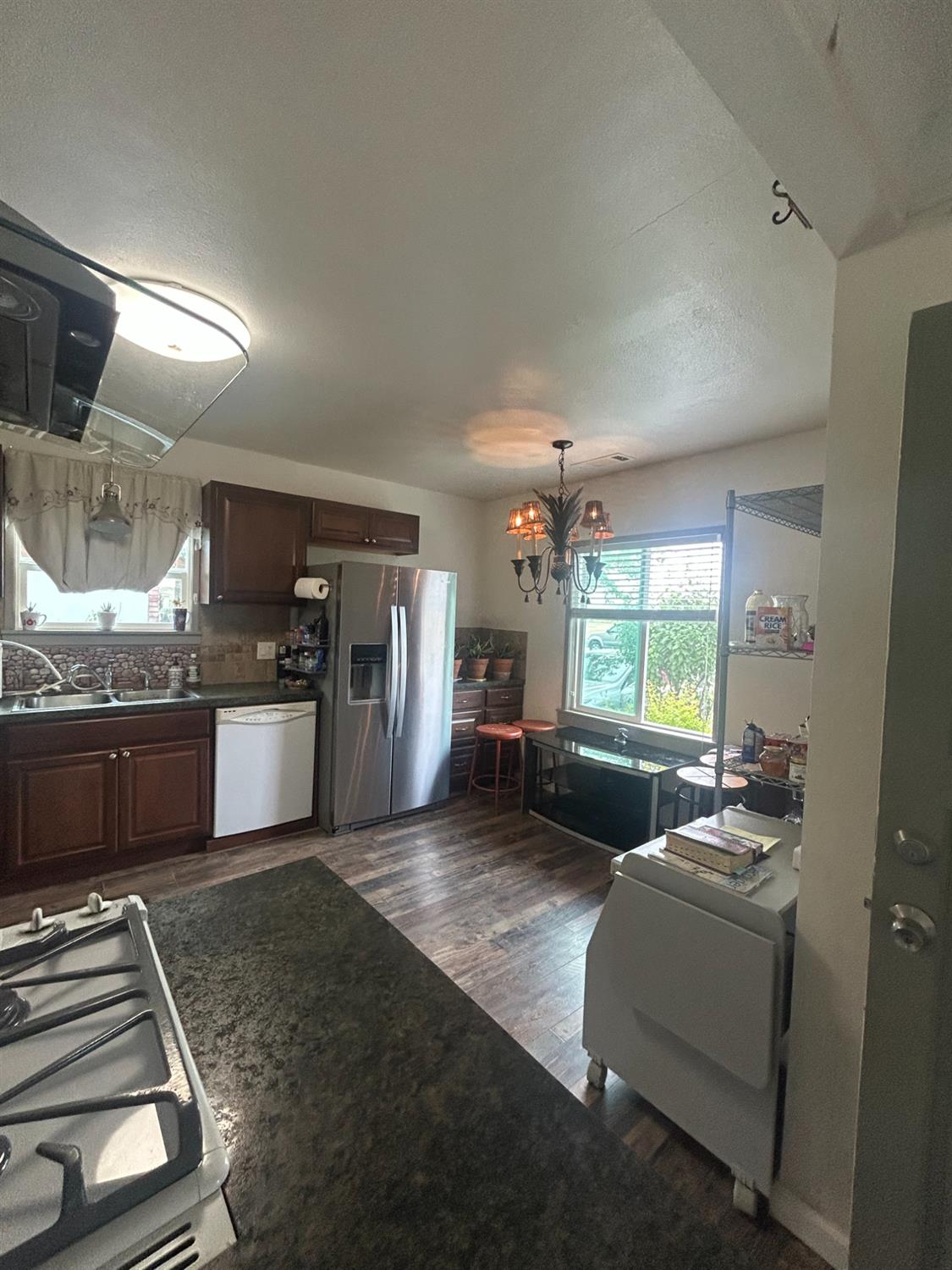 313 E Sacramento St, Coalinga, CA 93210