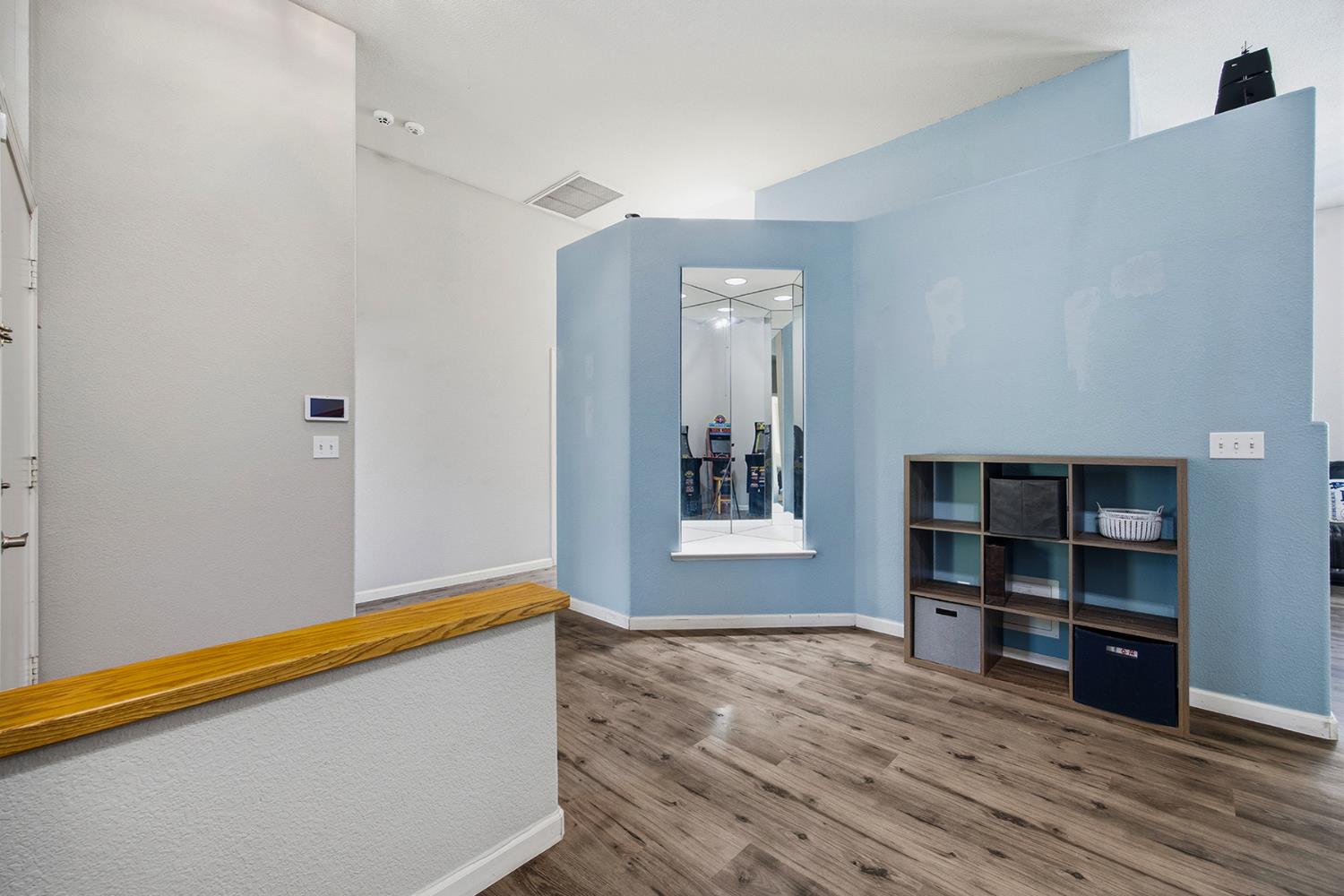 2271 E Niles Ave, Fresno, CA 93720