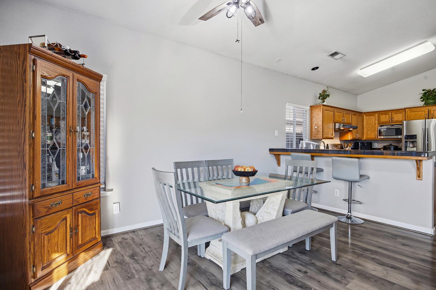 2271 E Niles Ave, Fresno, CA 93720