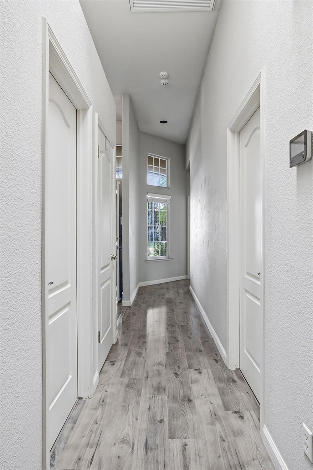 2271 E Niles Ave, Fresno, CA 93720