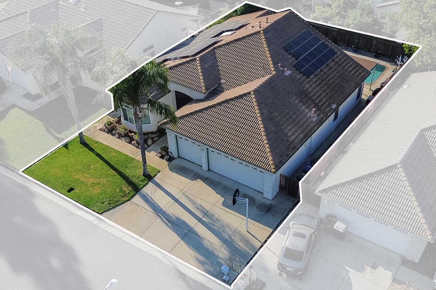 2271 E Niles Ave, Fresno, CA 93720