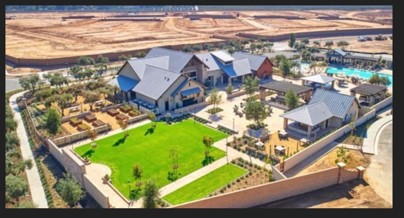 153 Boulder Dr S, Madera, CA 93636