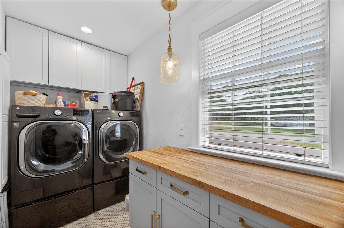 35073 Auberry Rd, Auberry, CA 93602