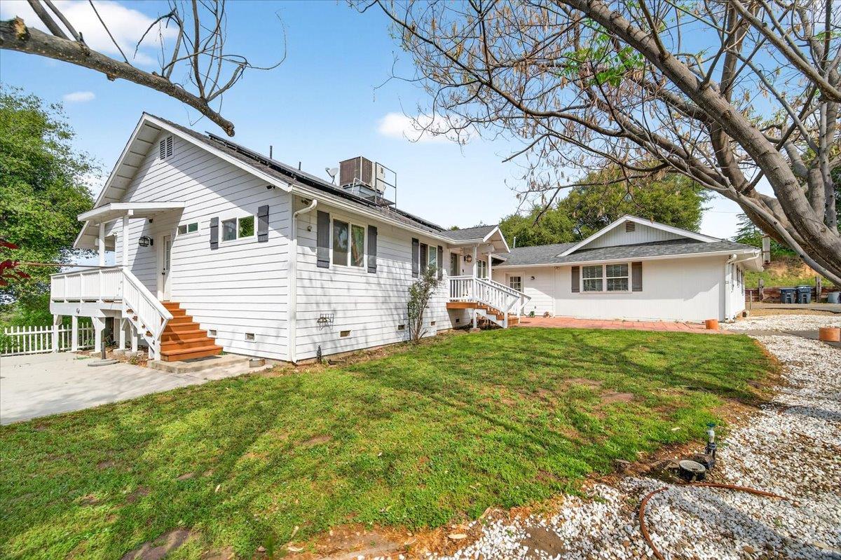 35073 Auberry Rd, Auberry, CA 93602