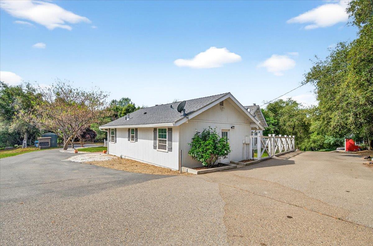 35073 Auberry Rd, Auberry, CA 93602