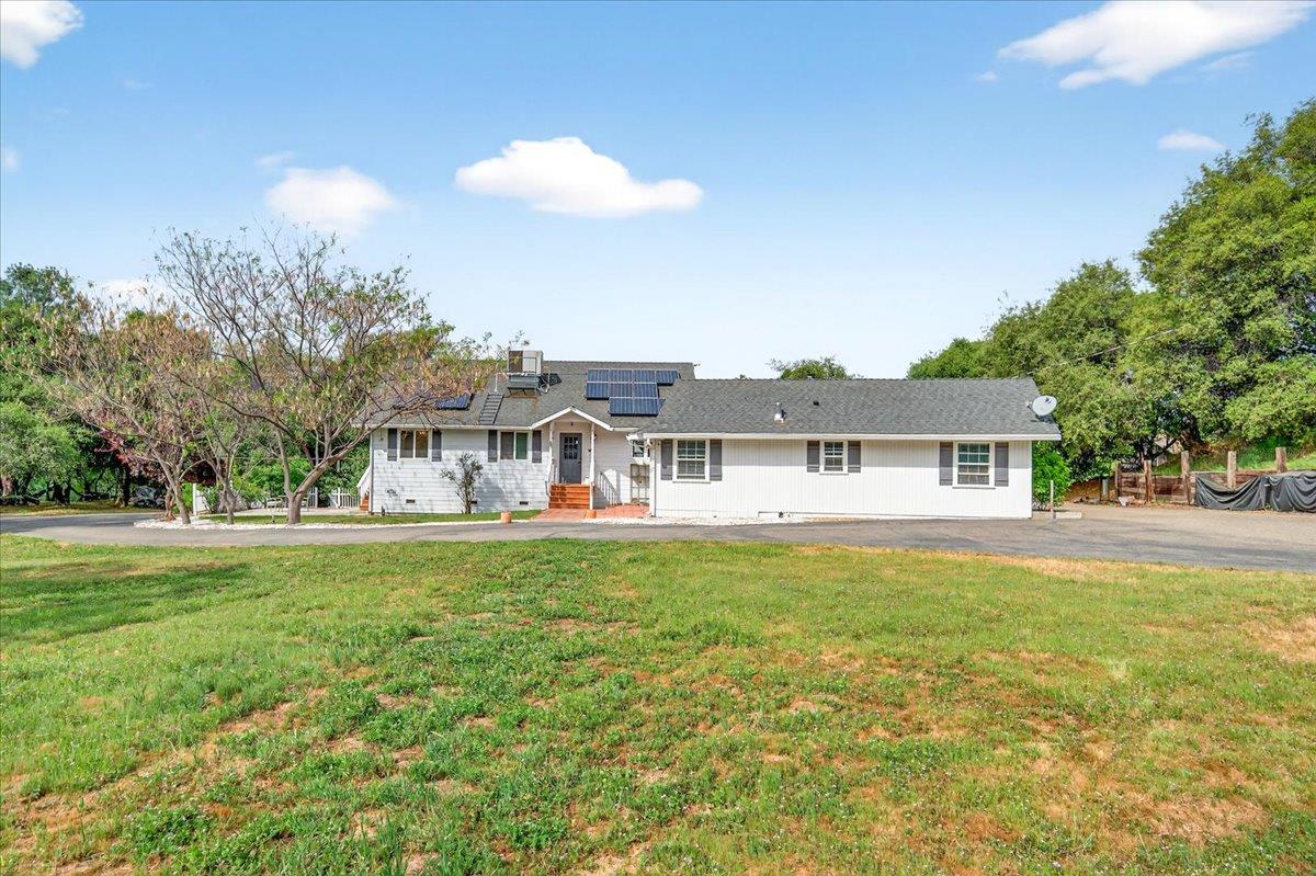 35073 Auberry Rd, Auberry, CA 93602