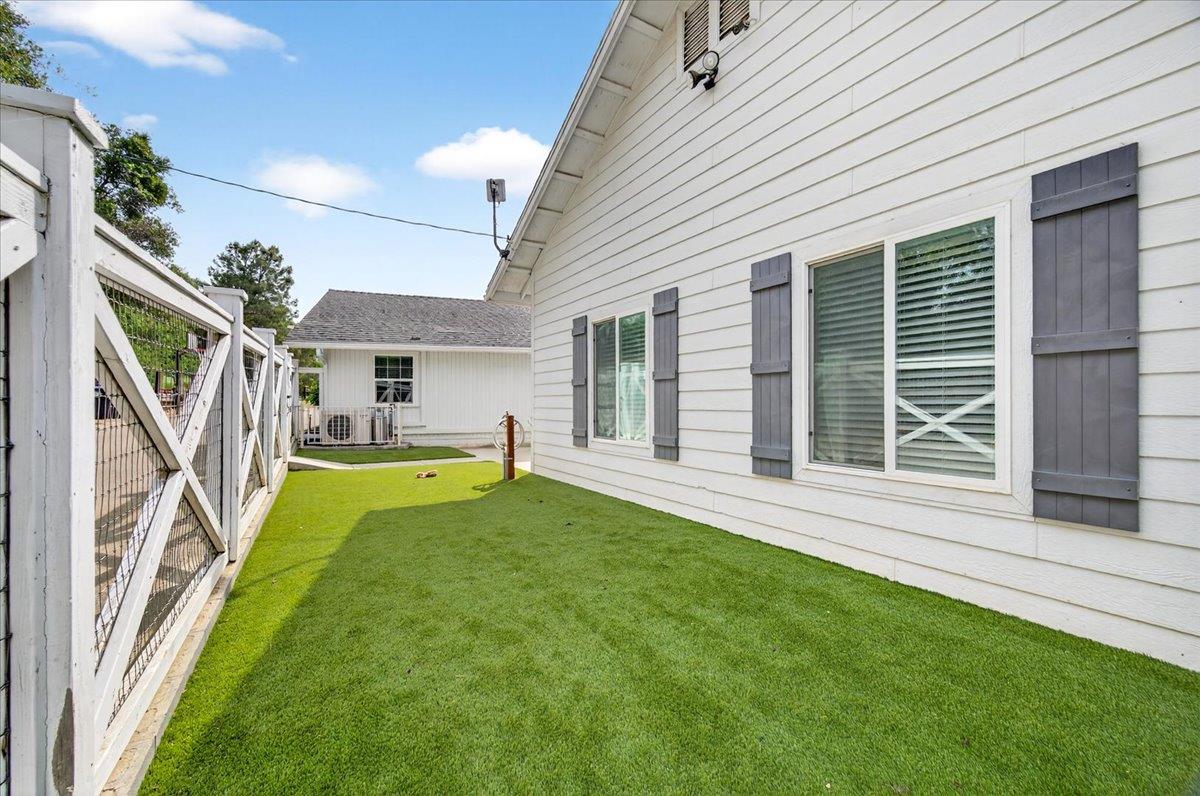 35073 Auberry Rd, Auberry, CA 93602