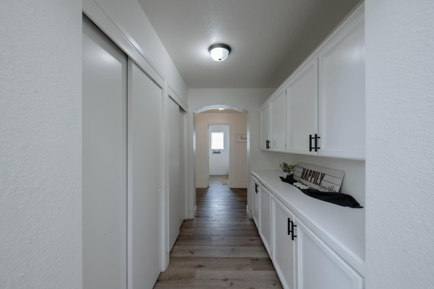 701 McArthur Ave, Clovis, CA 93611