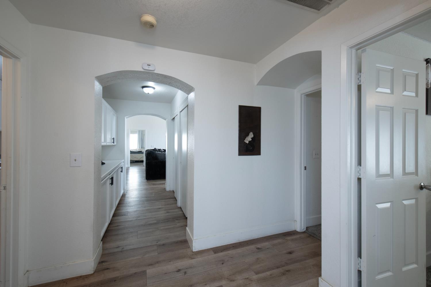 701 McArthur Ave, Clovis, CA 93611