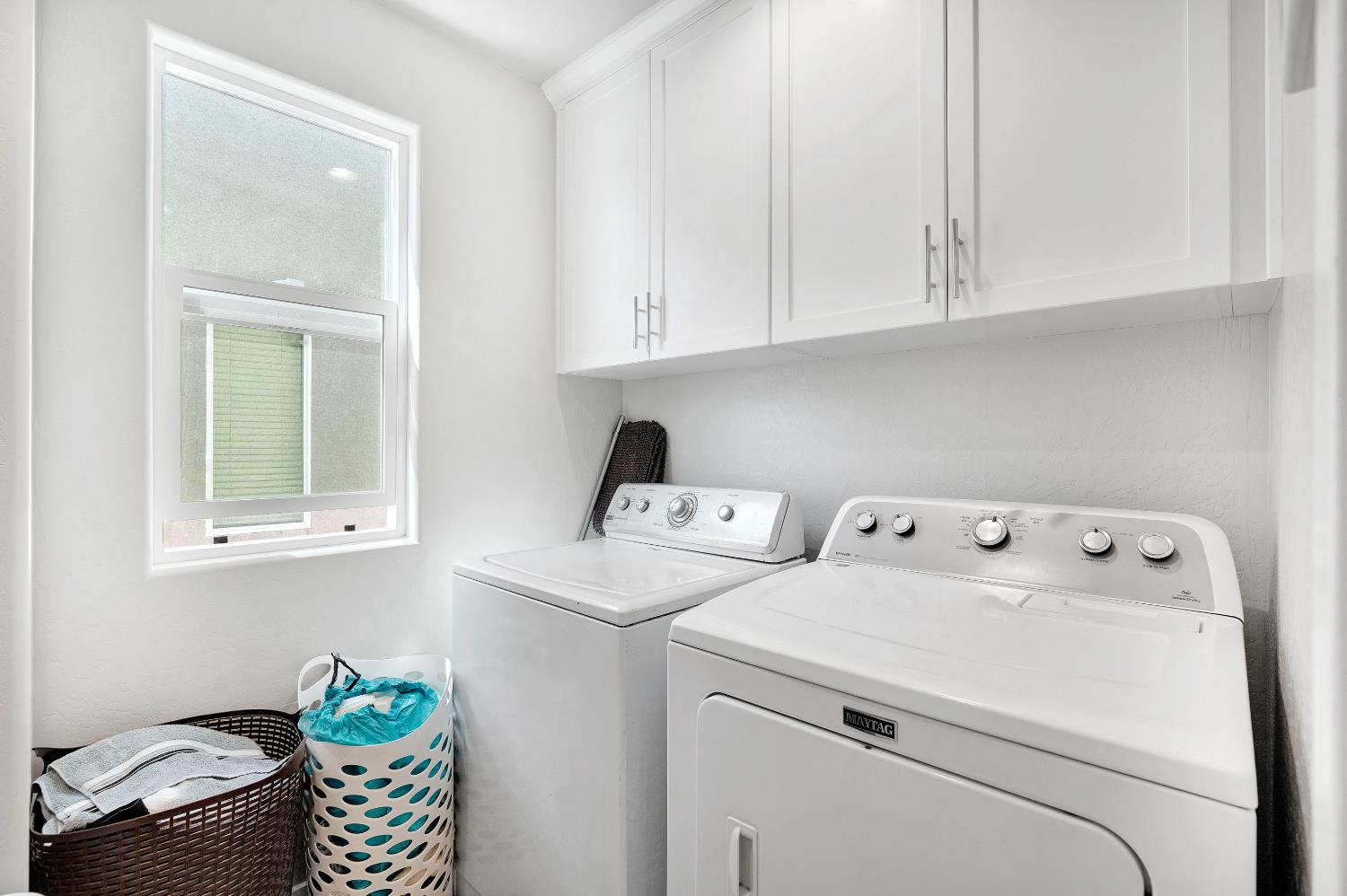 3875 Roberts Ave, Clovis, CA 93619