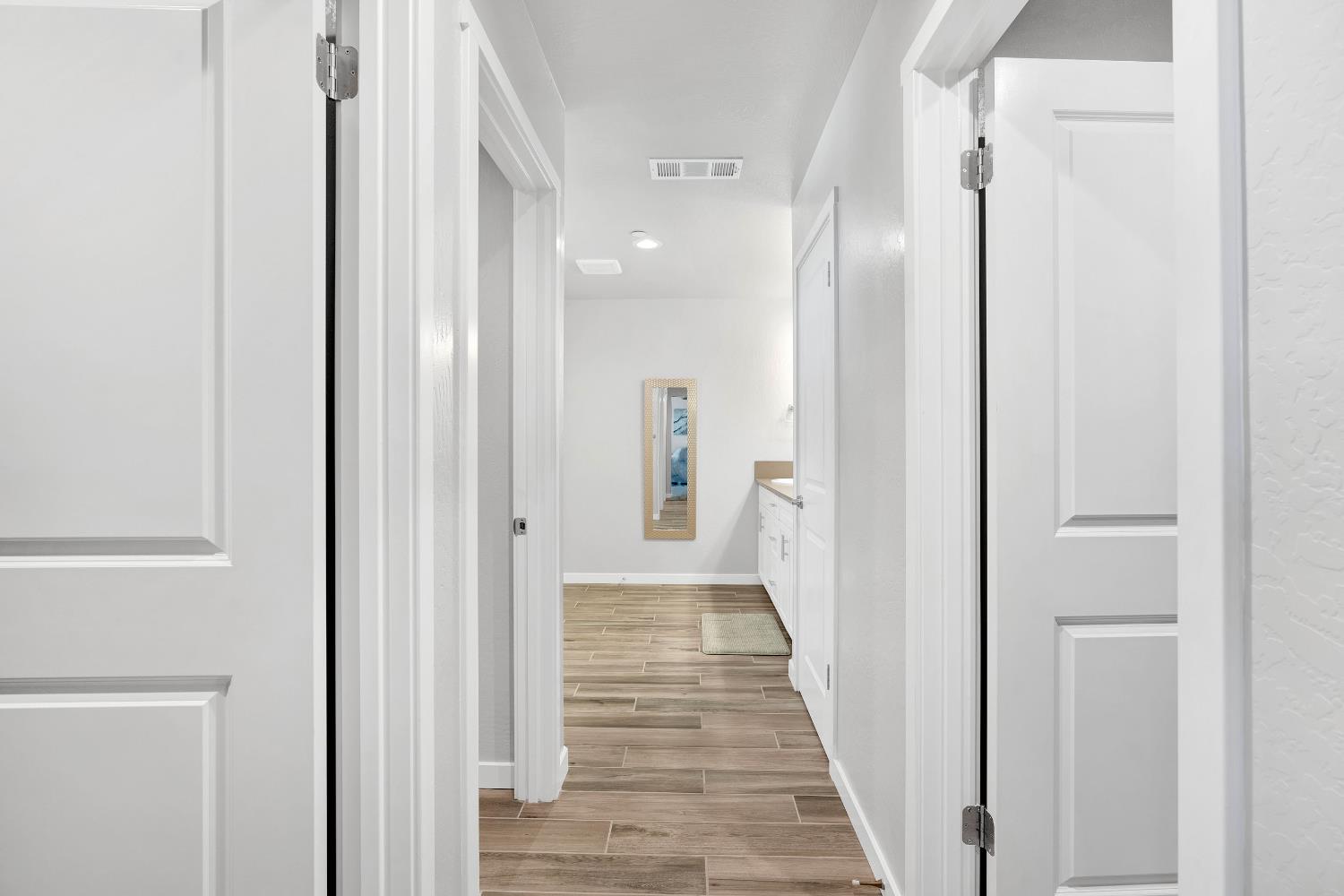 3875 Roberts Ave, Clovis, CA 93619