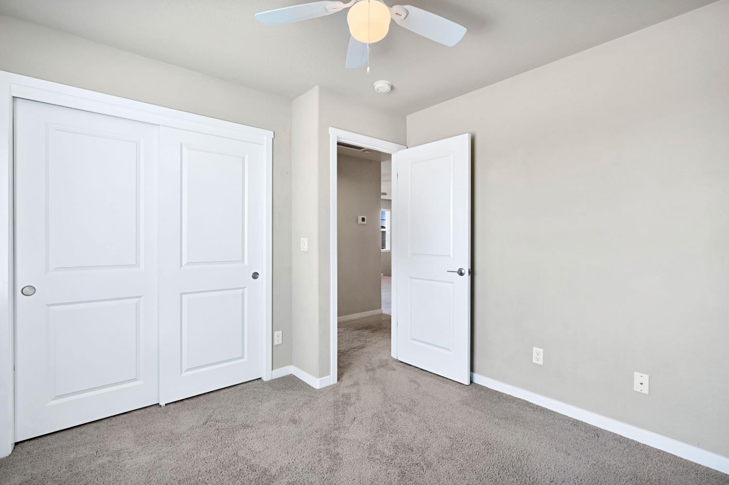 3875 Roberts Ave, Clovis, CA 93619