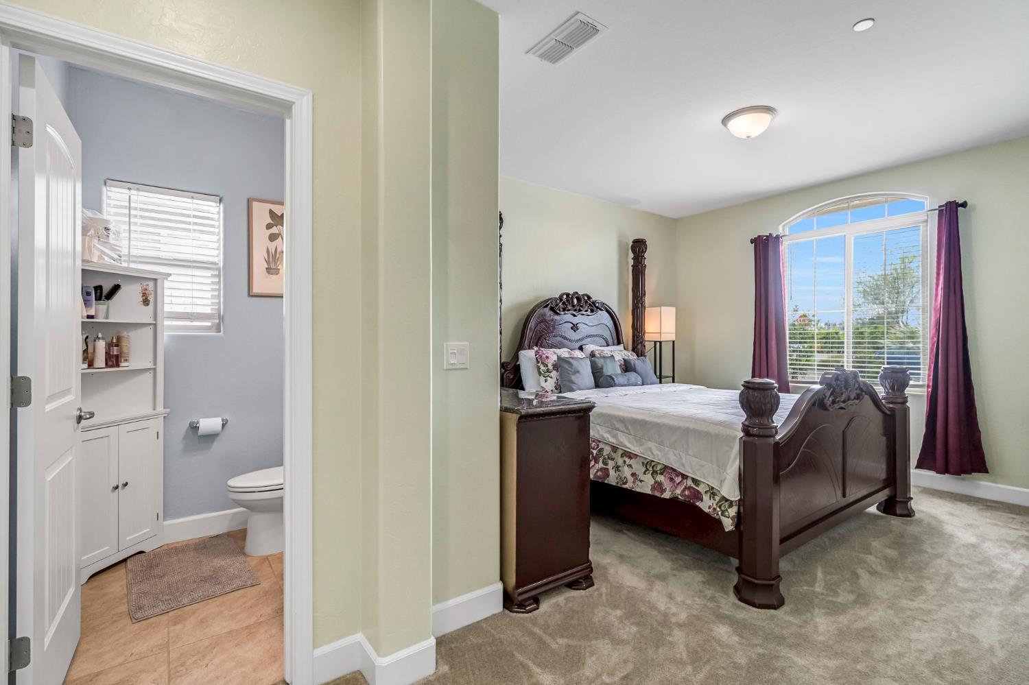 3405 W Kamm Ave, Dinuba, CA 93618