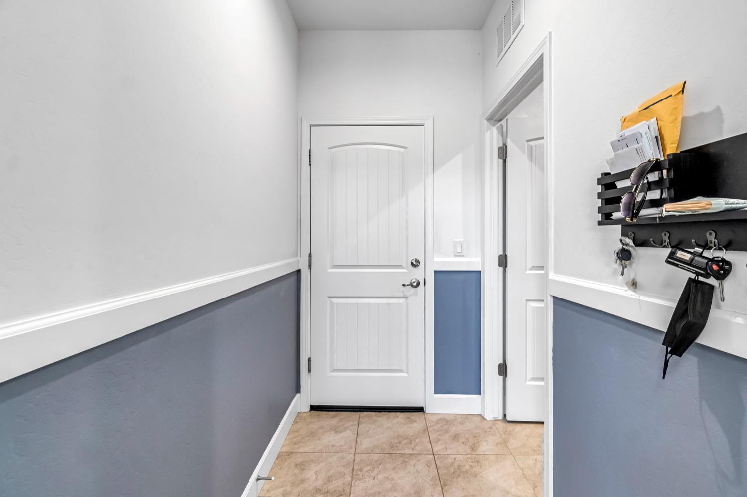 3405 W Kamm Ave, Dinuba, CA 93618