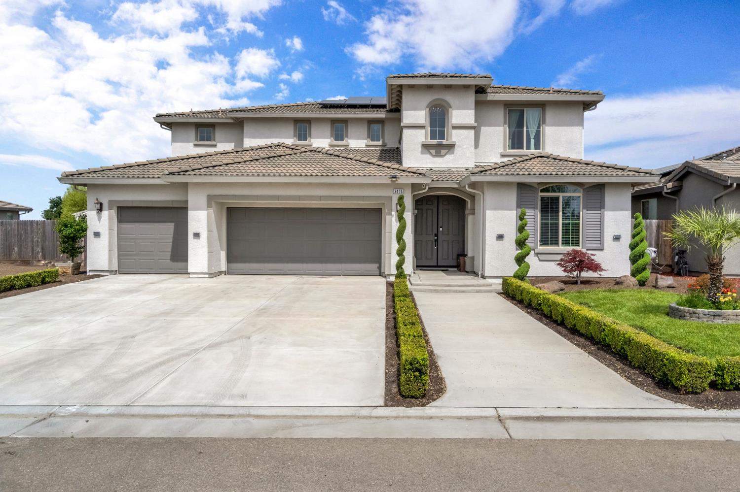 3405 W Kamm Ave, Dinuba, CA 93618