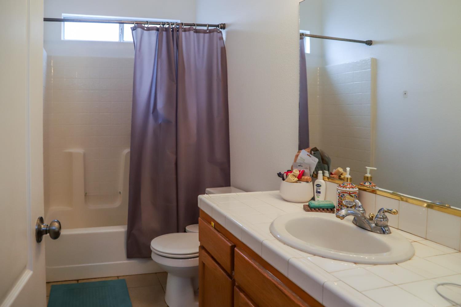 2098 E Revere Rd, Fresno, CA 93720