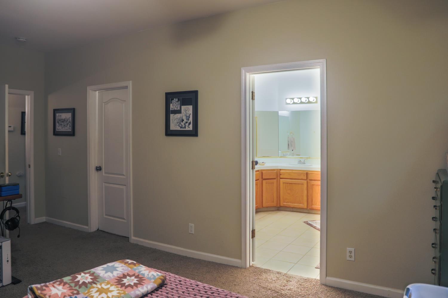 2098 E Revere Rd, Fresno, CA 93720