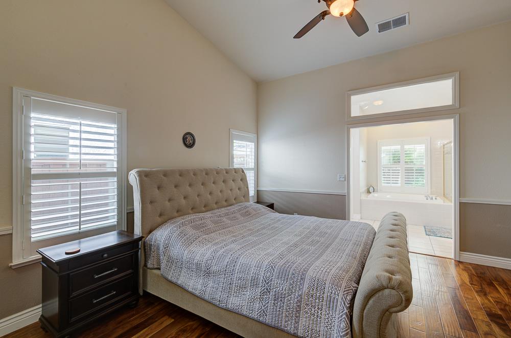 8894 N Winery Ave, Fresno, CA 93720