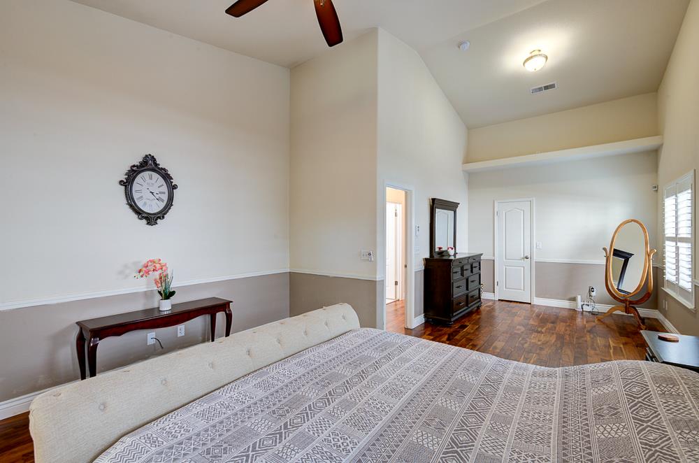 8894 N Winery Ave, Fresno, CA 93720