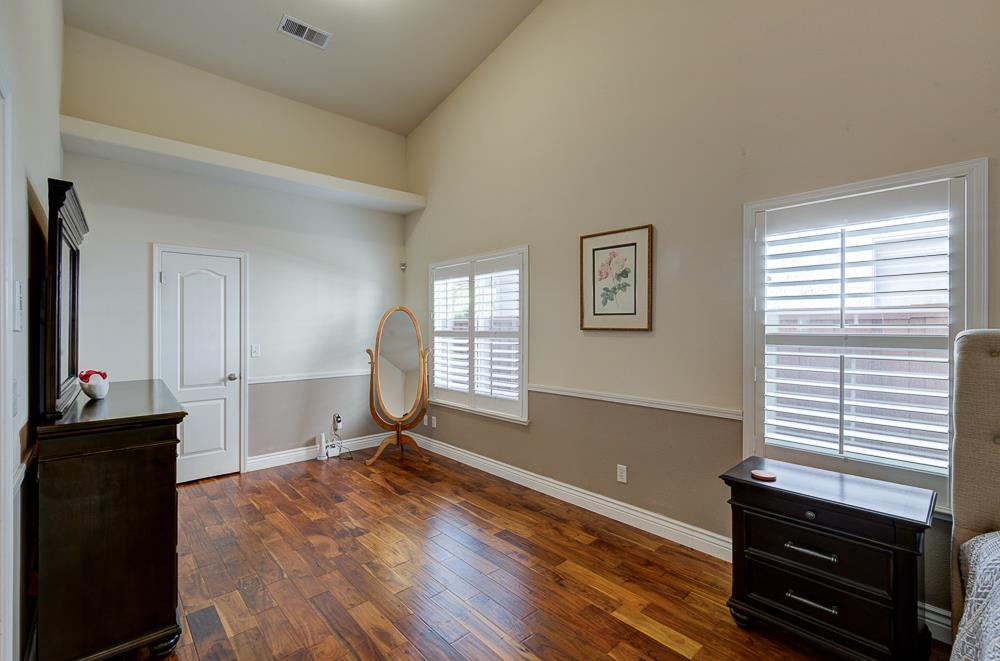 8894 N Winery Ave, Fresno, CA 93720