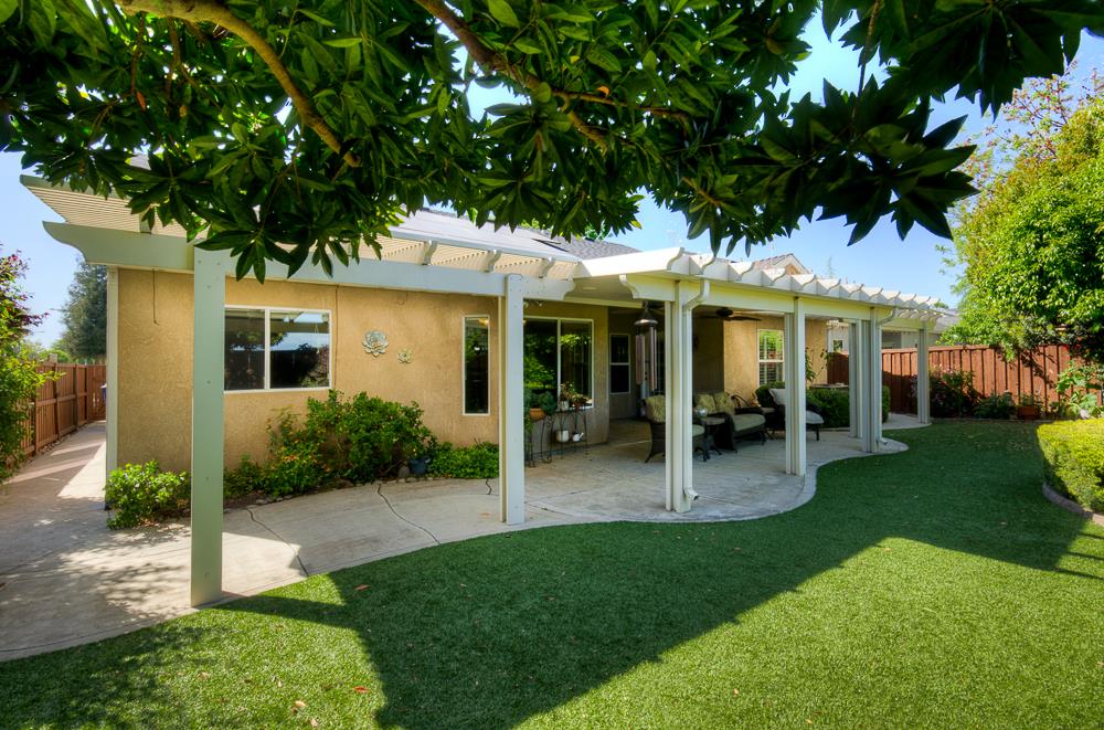 8894 N Winery Ave, Fresno, CA 93720