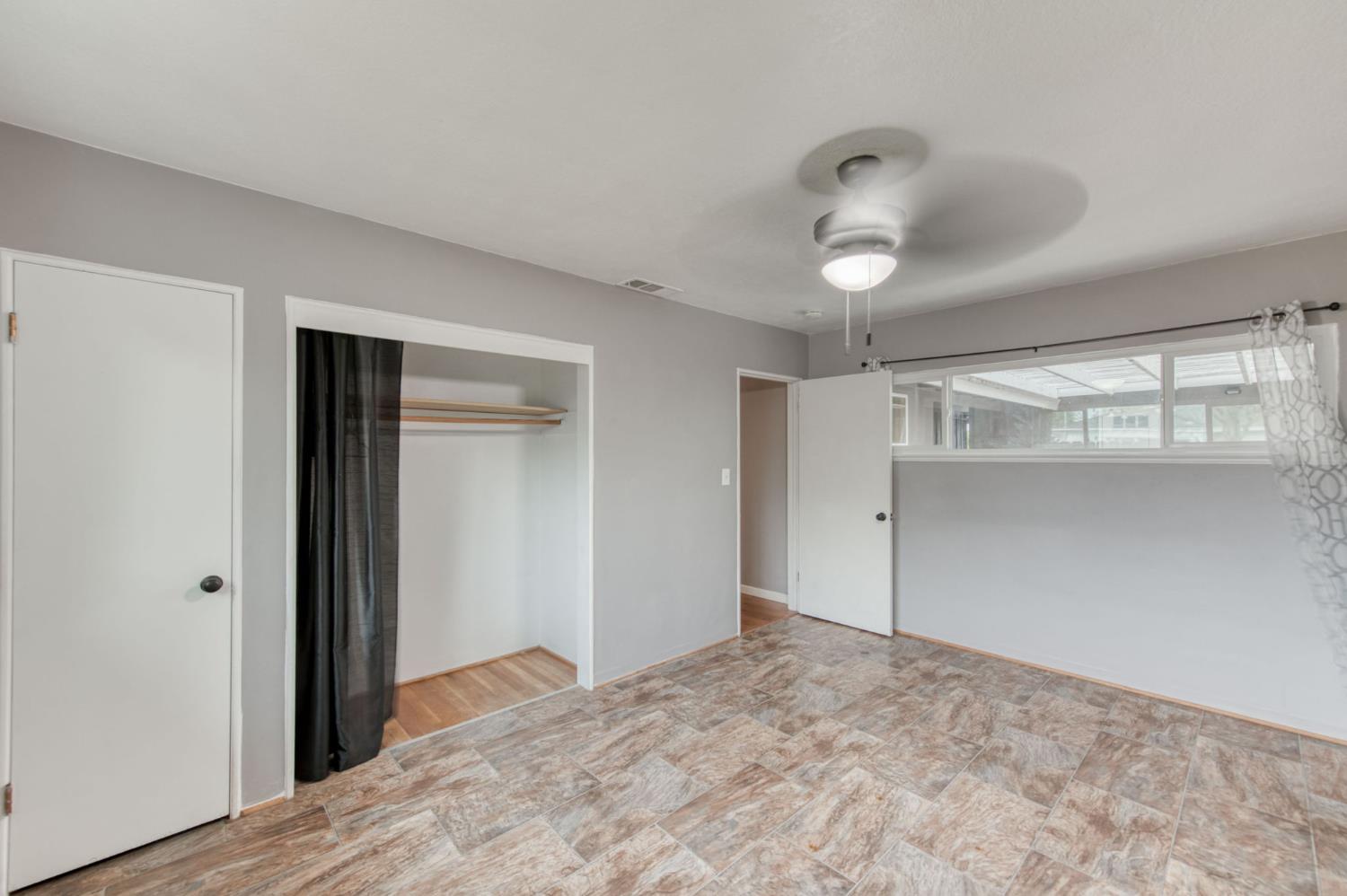 824 W Clinton Ave, Fresno, CA 93705