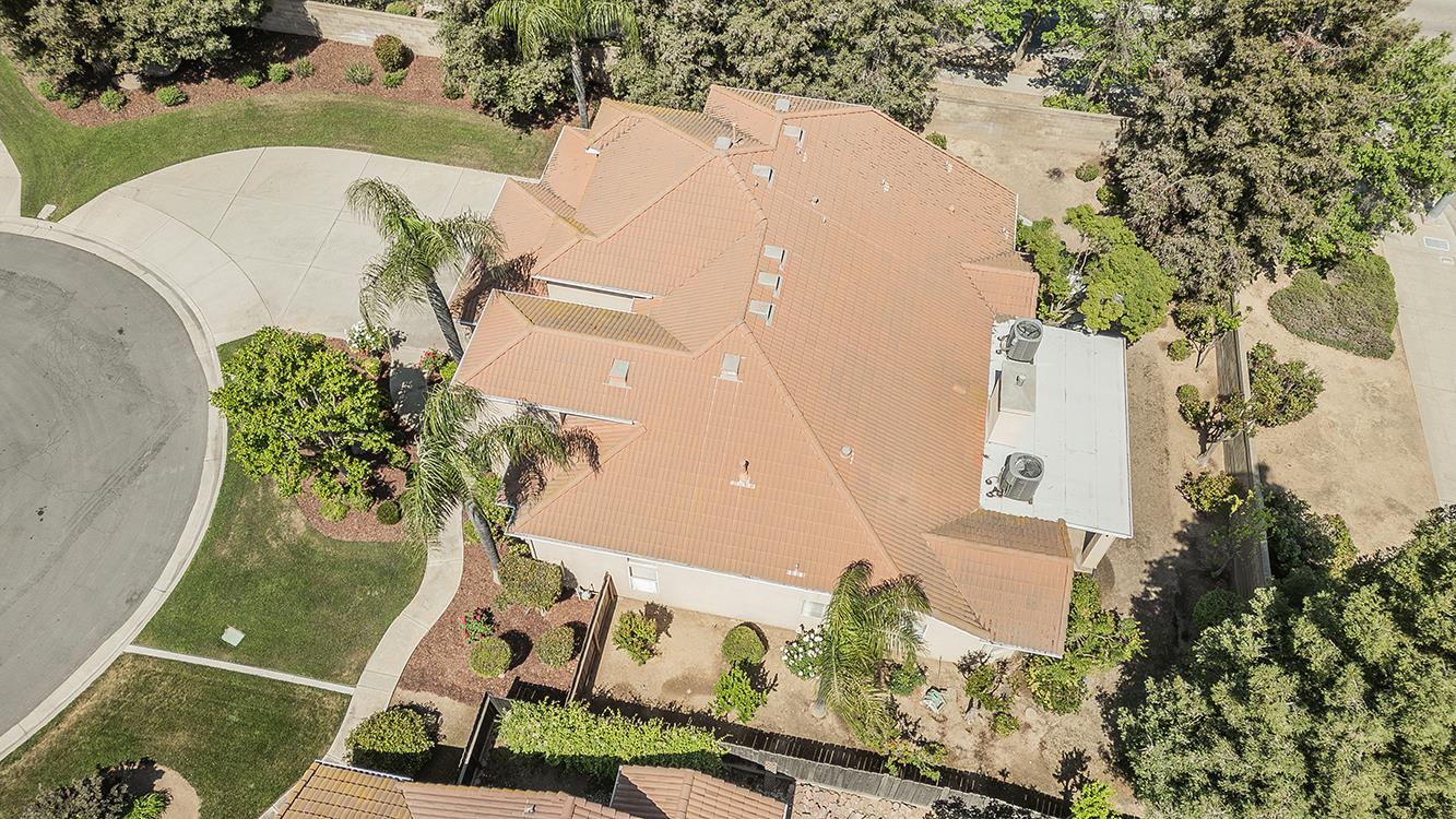 8466 N Dearing Ave, Fresno, CA 93720