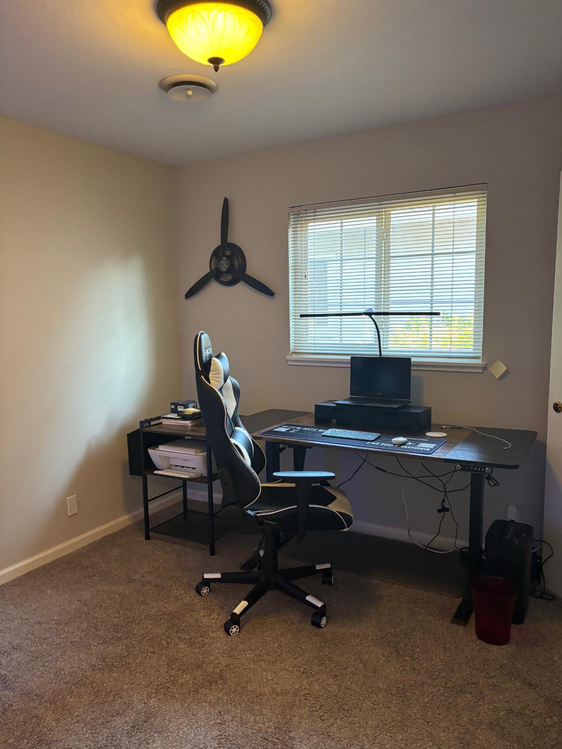 5660 Jacks Ln, Sacramento, CA 95822