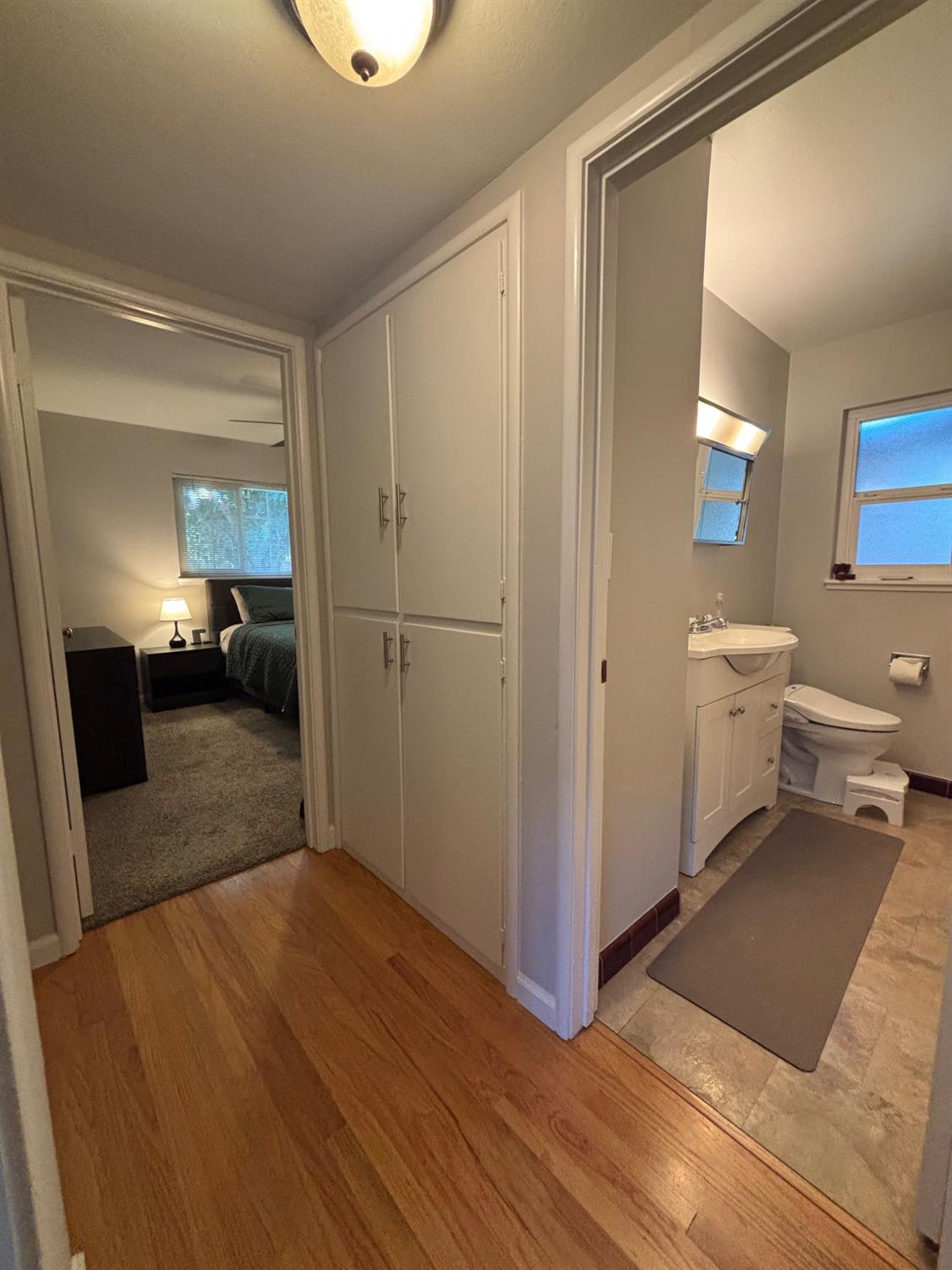 5660 Jacks Ln, Sacramento, CA 95822