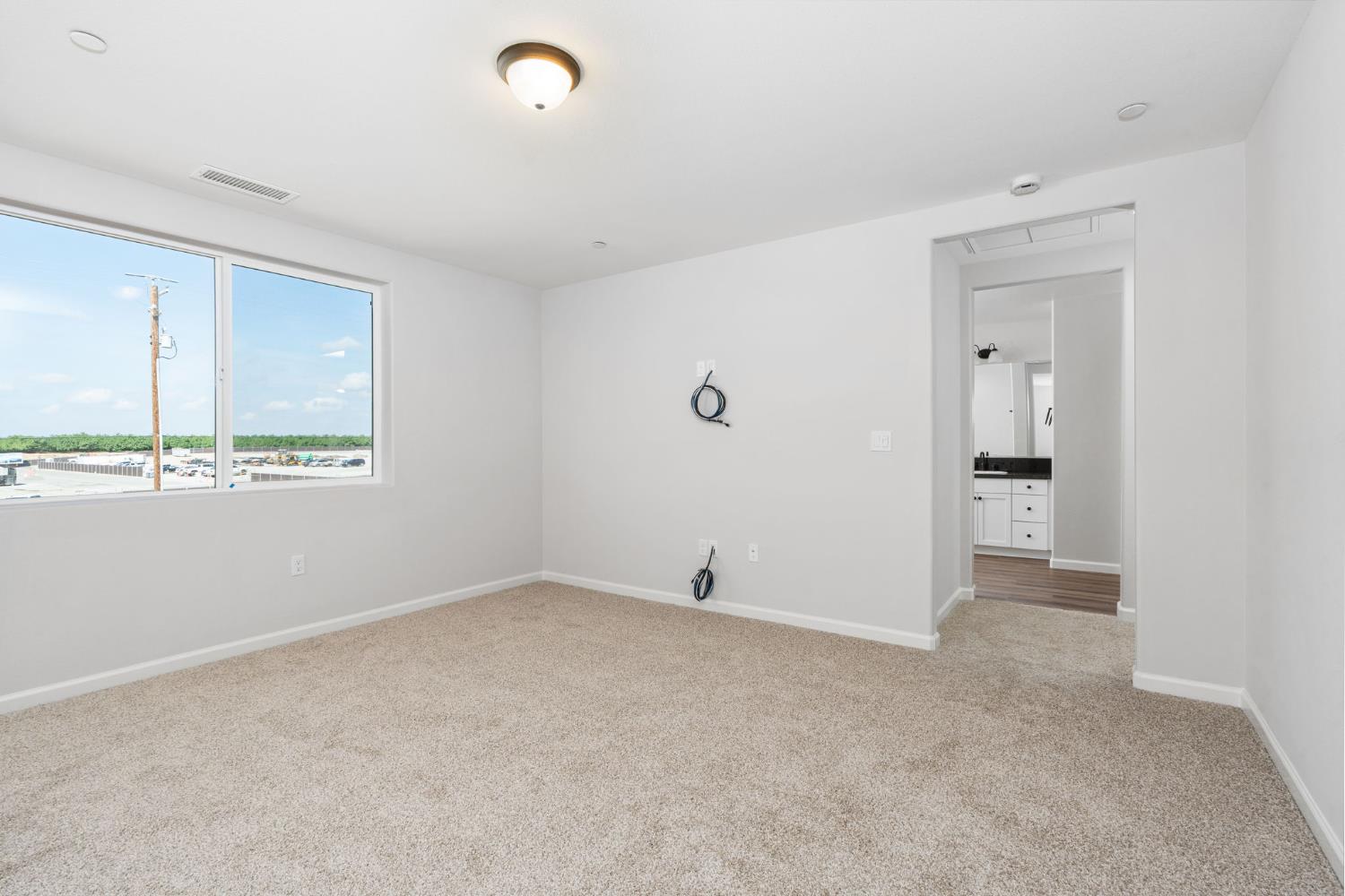 1266 Talus Way S, Madera, CA 93636