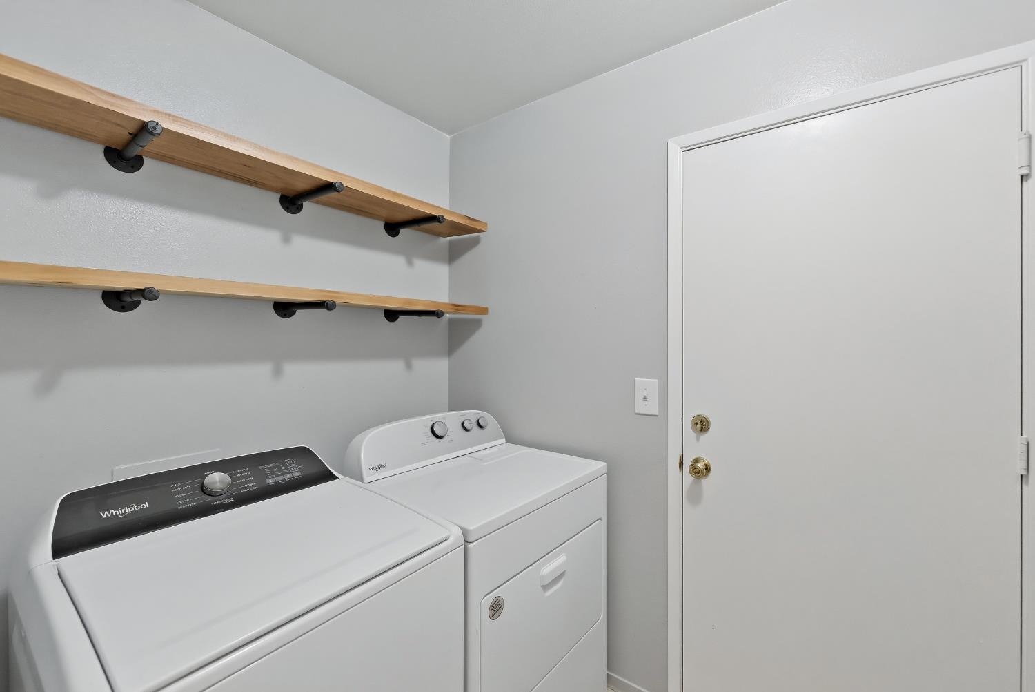 2703 Mitchell, Fresno, CA 93611