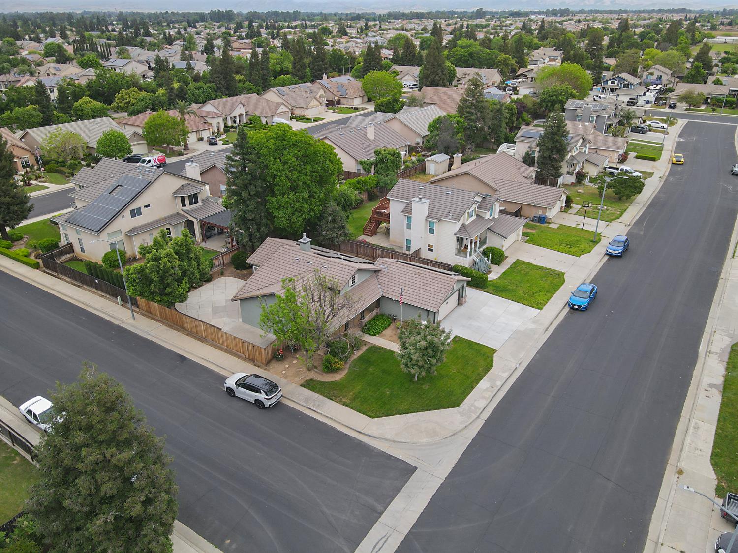 2703 Mitchell, Fresno, CA 93611