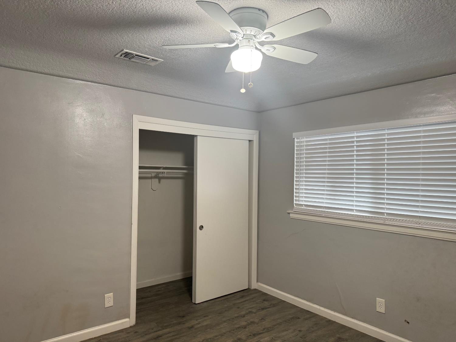 3322 E Lamona Ave, Fresno, CA 93703