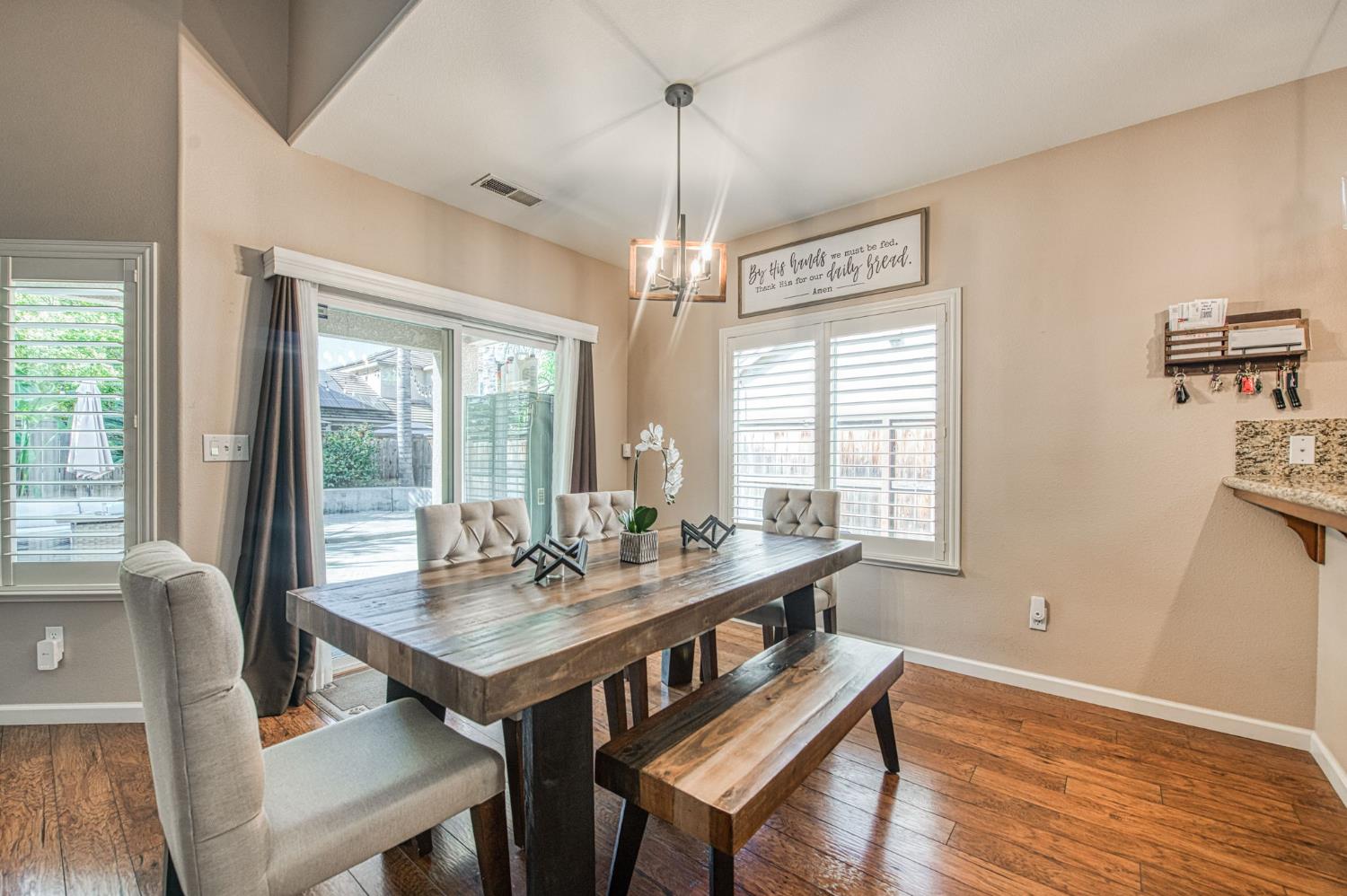 3274 Keats Ave, Clovis, CA 93619