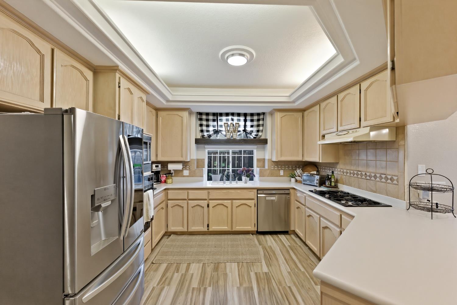 3287 McKelvy, Fresno, CA 93611