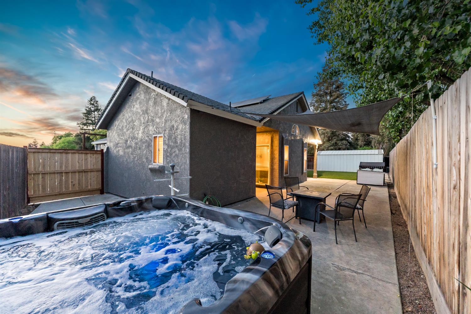 3287 McKelvy, Fresno, CA 93611