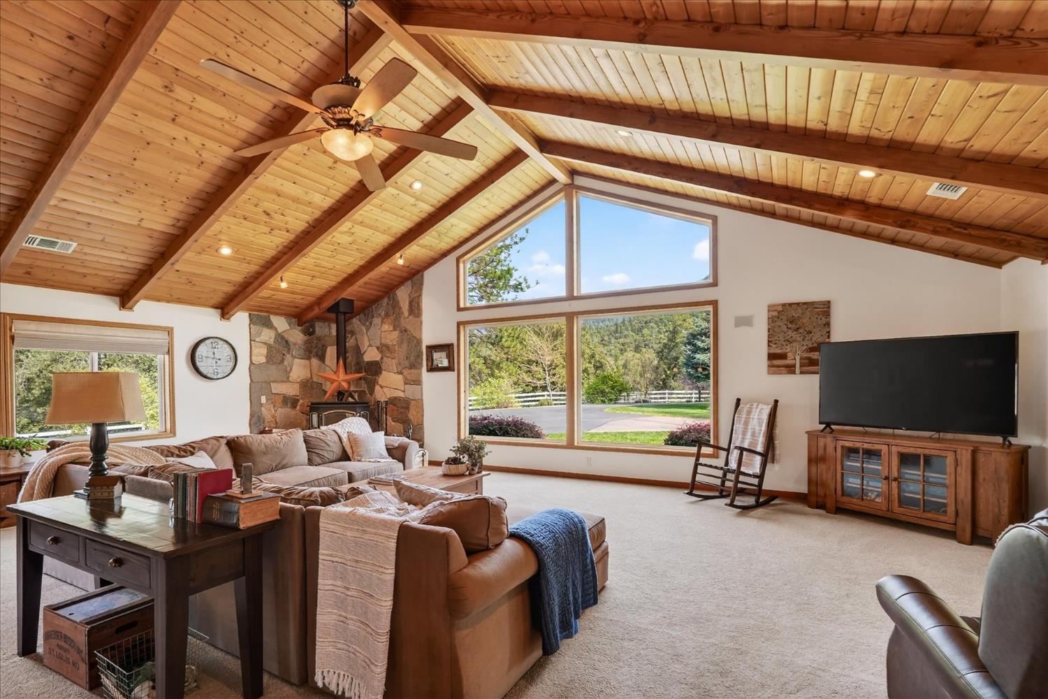 5564 Parker, Mariposa, CA 95338