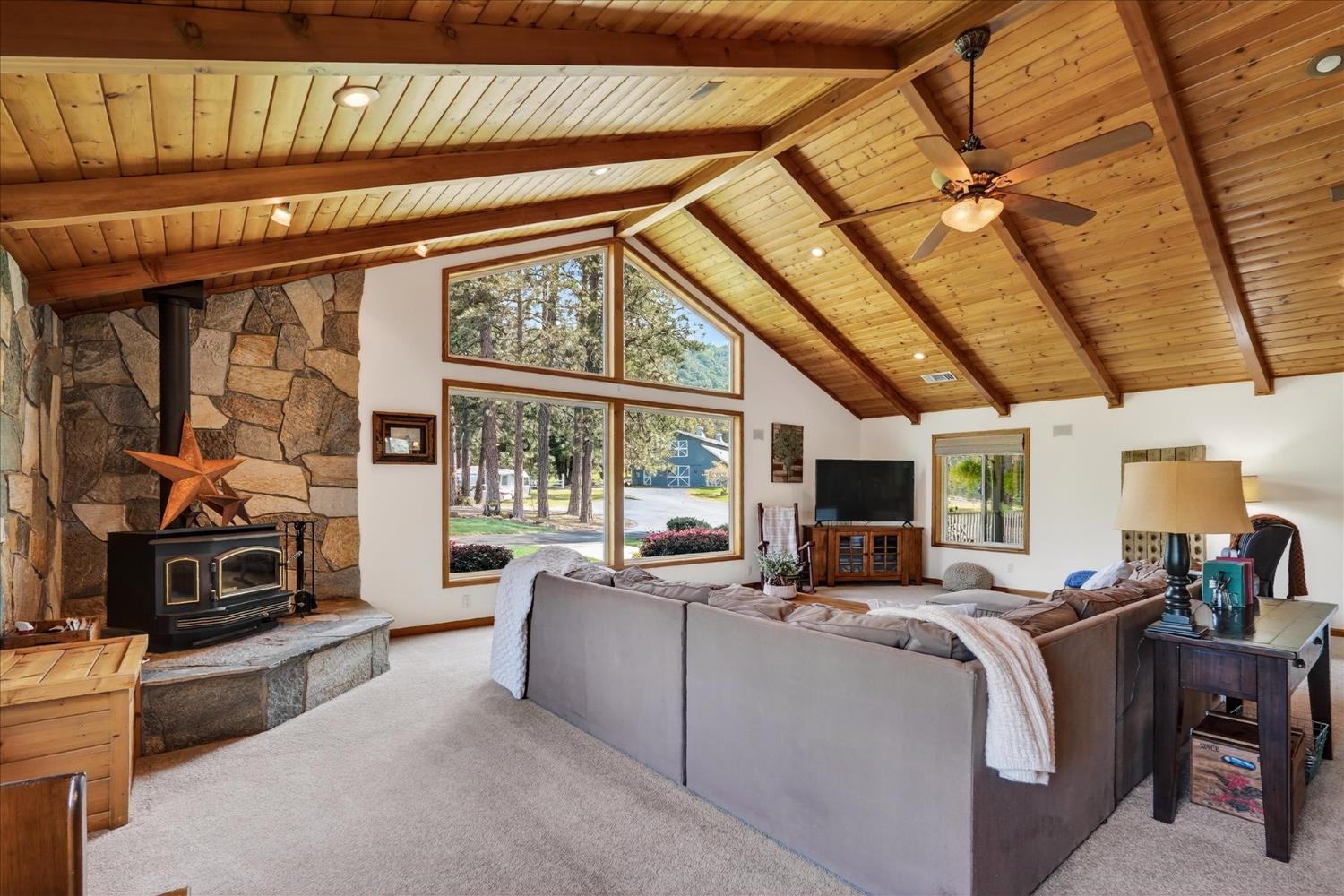 5564 Parker, Mariposa, CA 95338