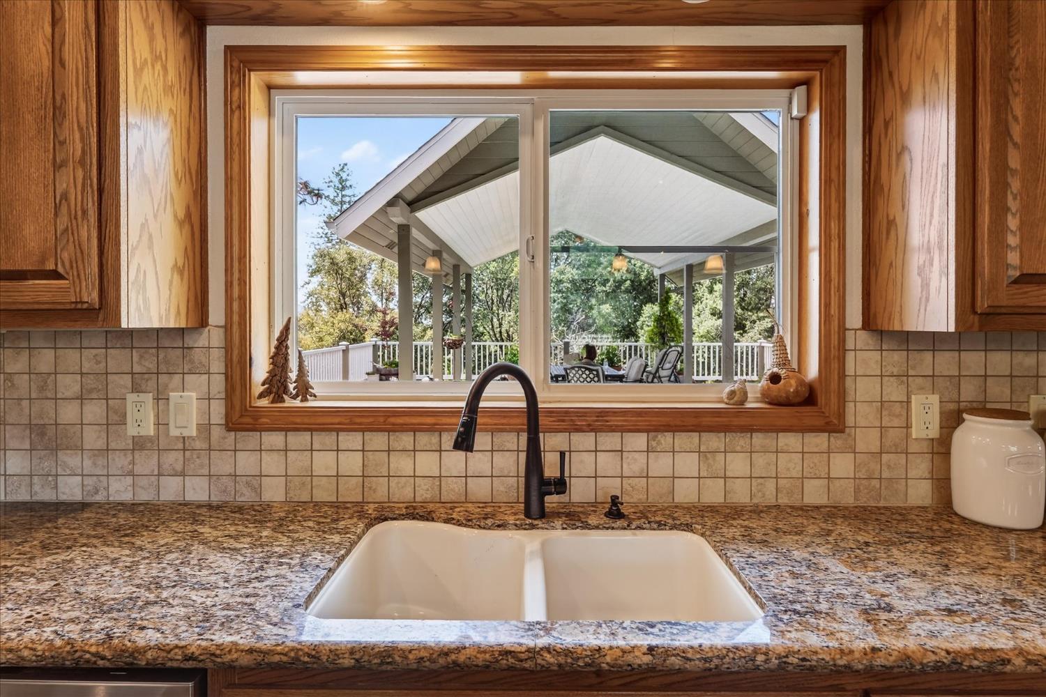 5564 Parker, Mariposa, CA 95338